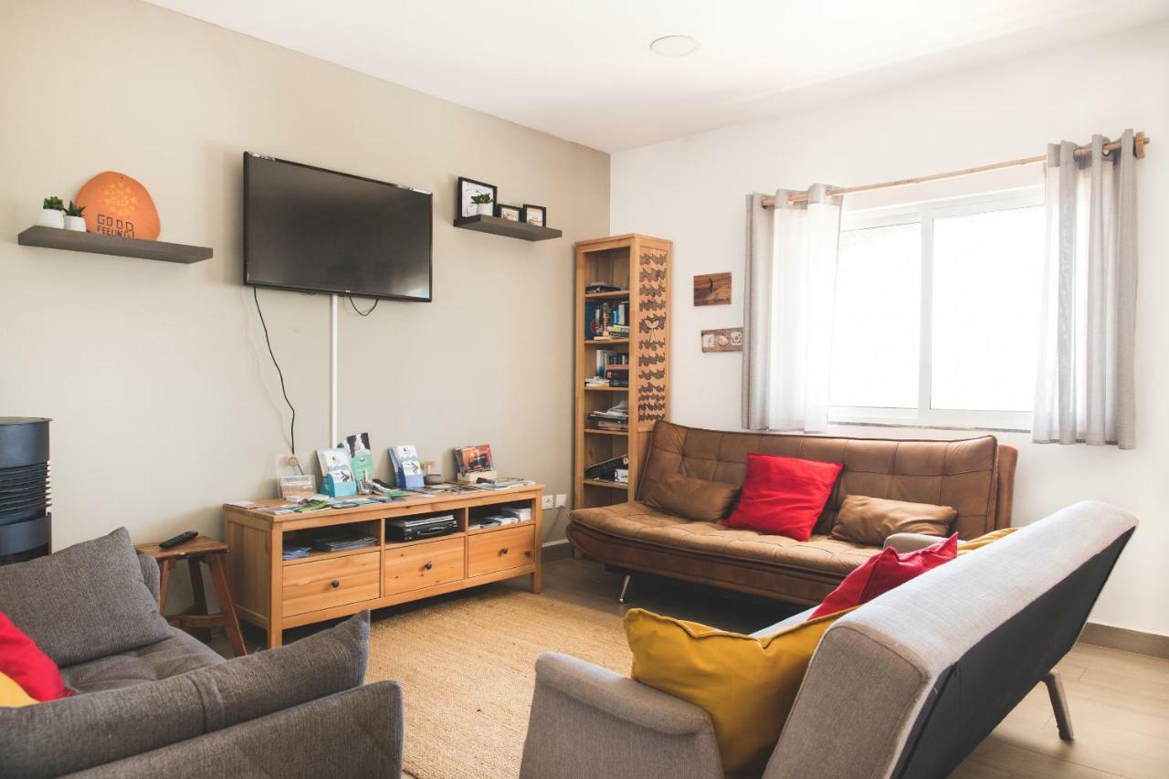 Good Feeling Hostel & Guest House Raposeira  Ngoại thất bức ảnh