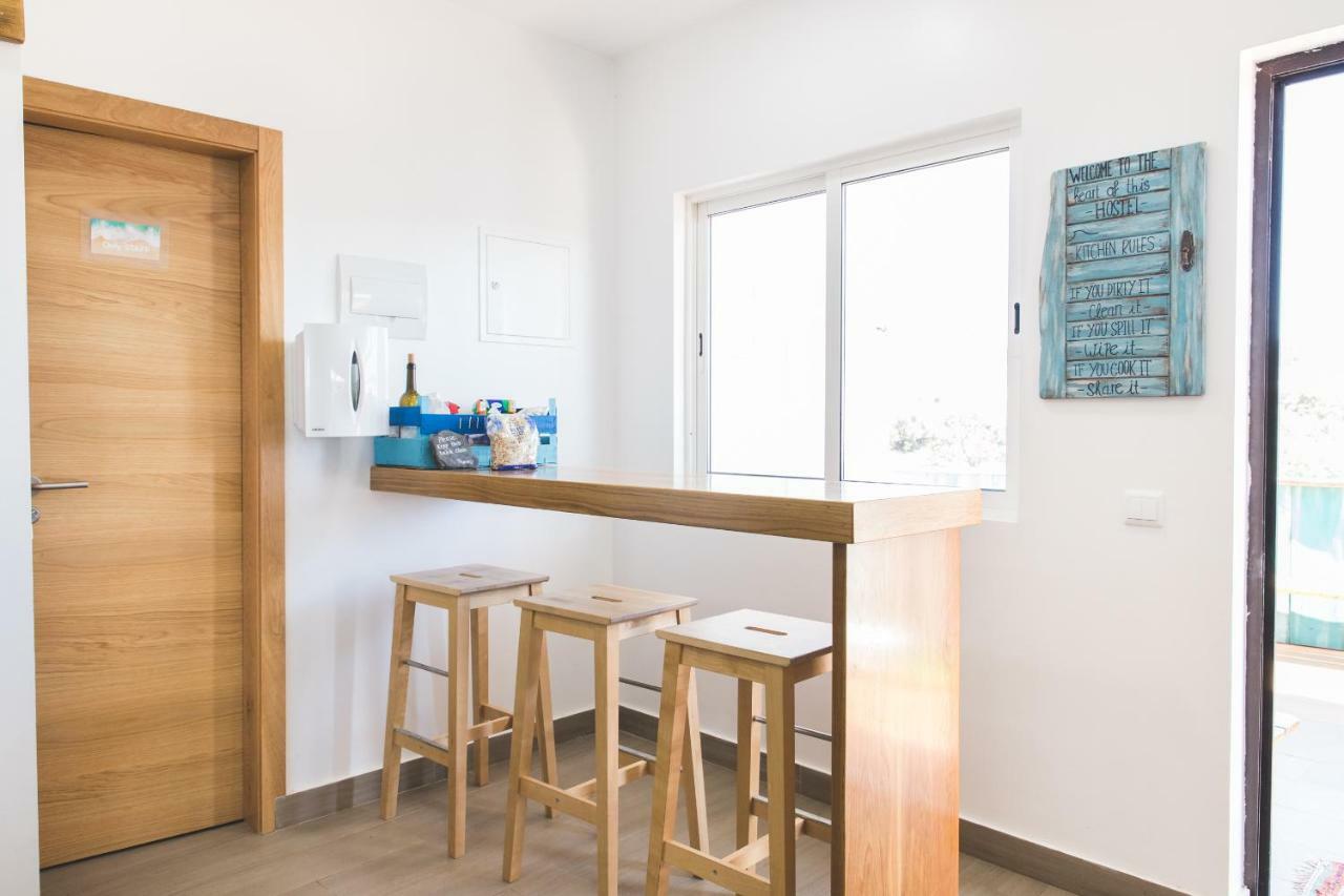 Good Feeling Hostel & Guest House Raposeira  Ngoại thất bức ảnh