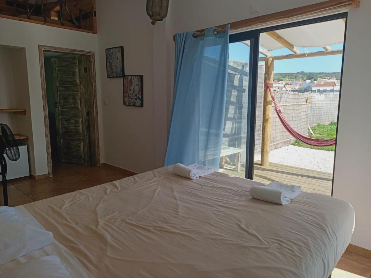 Good Feeling Hostel & Guest House Raposeira  Ngoại thất bức ảnh